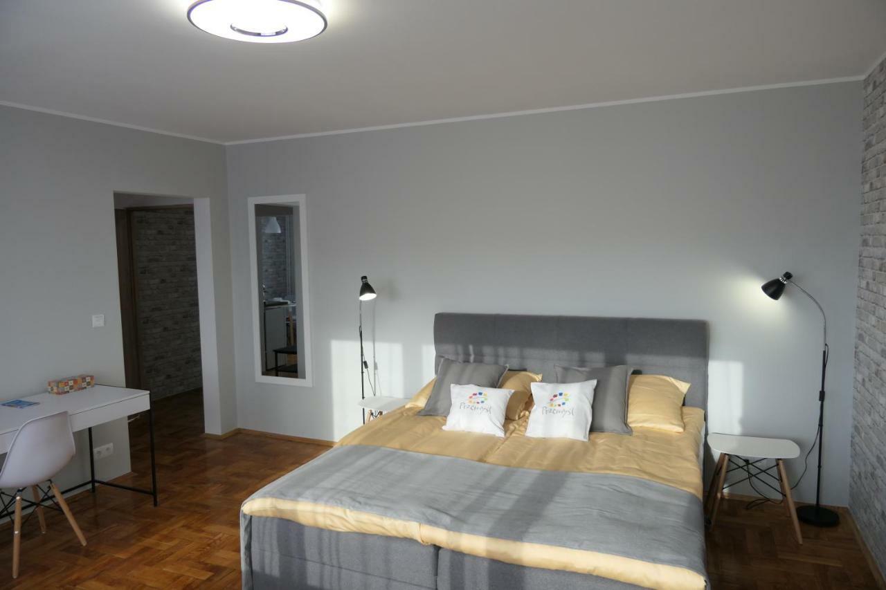 Ares Apartments Przemyśl Extérieur photo